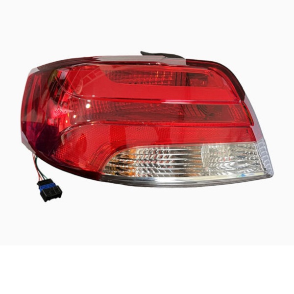 چراغ خطر رانا پلاس